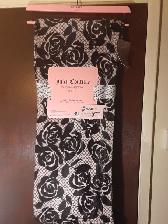 Juicy Couture Other - Juicy Couture Black and Pink Rose Plush Throw